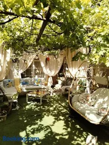 Casa Jardin Huesca Ciudad - Image 1