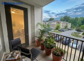 Must Be Nice in Charlotte - Image 2