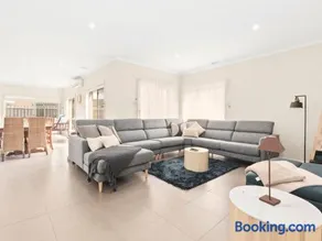 Lotus House - Image 1
