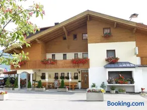 Gasthof Jägerheim - Image 4