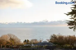Puckaster Cove Luxury Yurt - Image 5