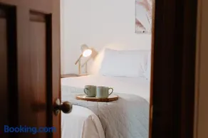 Chapel Hill Winery Guest House - Image 4