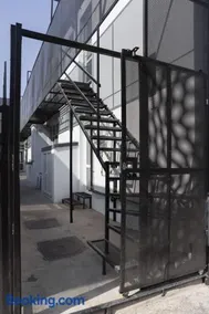AMOS HOMES accommodation - Image 2
