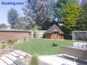Beach House, with BBQ lodge and Hot Tub! - Image 5