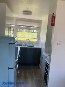 310 Norton Park - Image 4