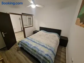 Holidays or work 3 bedrooms 90 M2 TERRACE AC - Image 3