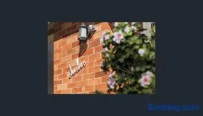 Spacious Family Home in Heart of Chatswood - Image 1