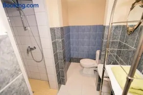 Old Town Apartments - Image 3