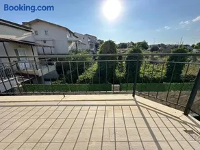Villa with private pool - Image 2