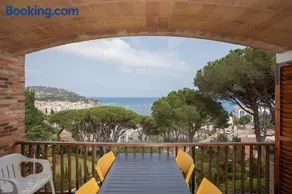 Apartamento con espectaculares vistas al Mediterráneo - Image 1