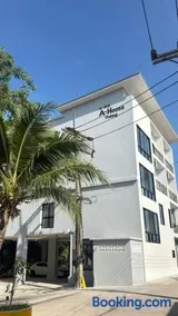 A House Thalang เอ เฮ้าส์ ถลาง - Image 1