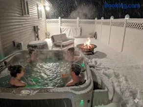 Hot Tub/Snowmobile Trails/The Hemlock - Image 1