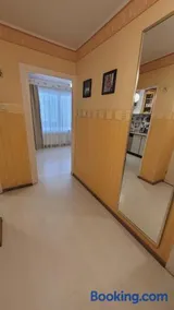 Sunny Apartment - Image 5
