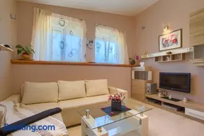 House Michelle - Image 2