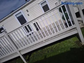 8 Berth Caravan - Bertha Kinmel Bay - Image 5