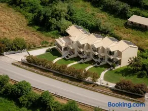Ithaki Apartments - Image 1
