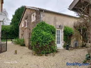 Petit Logis au calme avec piscine - Image 1