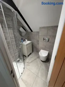 Windsor Flat 90C - Image 3