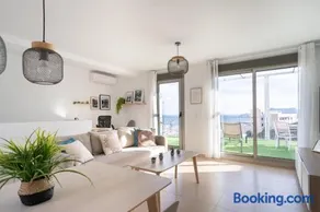 Apartamento Cervantes con terraza y vistas al mar - Image 1