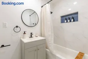 Cozy 3 Bedroom House Near DFW - Image 3
