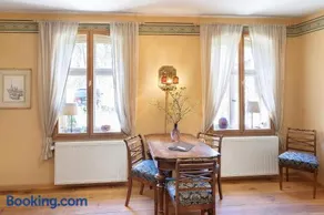 Ferienwohnung am Roten Schloss - Image 1
