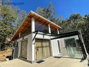 Linda casa de vidro no coração da Mantiqueira - Image 2