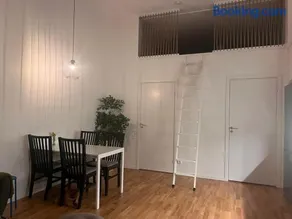 Beautiful Apartment with a Loft - Image 5