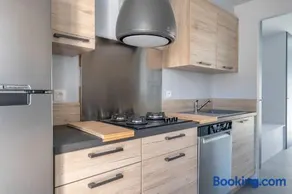 À moins de 300m de la mer, maison cosy pour 4 - Image 2