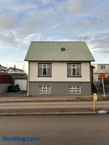 Apartment in Reykjavikurvegur - Birta Rentals - Image 1