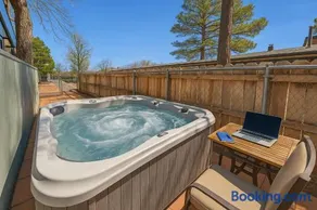 NEW I Mountain Views I Hot Tub I Lawn Games I Patio I BBQ - Image 2