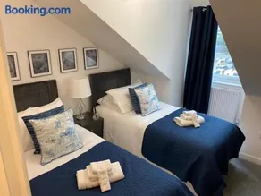 Stylish Apartment in Watford - Image 5