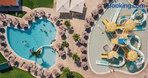 Blue Sea Island - Image 2