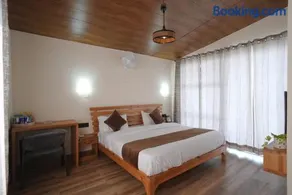 Corbett Valley View Stay & Restaurant - Image 1