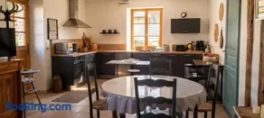Maison conviviale avec terrasse à Lévigny - Image 1