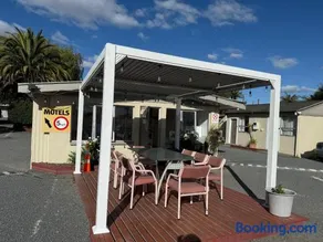 Camellia Court Family Motel - Image 5