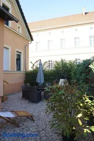 "Ferienwohnung am Schloss" - Ferienwohnung mit Blick auf das Barbyer Schloss, 5 Gehminuten bis zur Elbe - Image 2