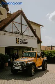 Hotel Gader a reštaurácia RaMarti - Image 3