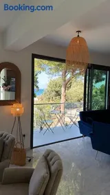 Vasilia Cove Boutique Hotel - Image 3