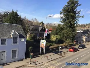 Comelybank Guesthouse - Image 3