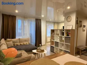 Studio First floor with Balcony City Center - Image 3