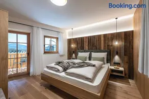 Trinnerhof Hof Chalets and Farm- Panorama Holidays & Brixen Card Bed & Breakfast - Image 2