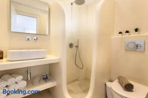 La Mer Seaside Apartments - Image 4