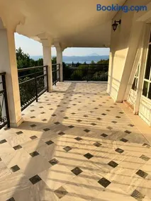 Με θεα τη Θάλασσα - Image 1