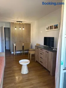 Appartement 2 pièces climatisé en rez-de-jardin Cap Esterel Agay - Image 2