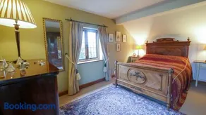 Idyllic Dorset Cottage Surrounded by Fields in the Heart of the Countryside - sleeps 7 - Image 5