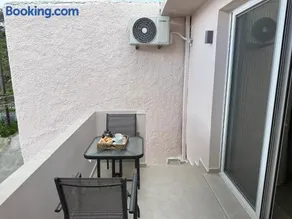 NIMA Holiday Home - Image 3