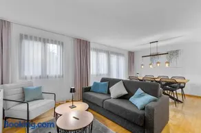 Gemütliche 2.5 Zimmer Wohnung mit privater Sauna - Image 2