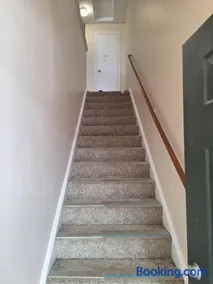 Home Away Hideout - Image 2