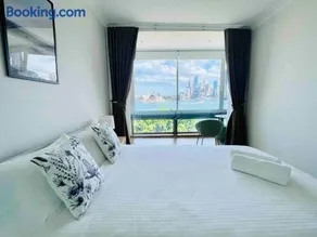 Opera & Harbour bridge view penthouse (3 rooms) - Image 2