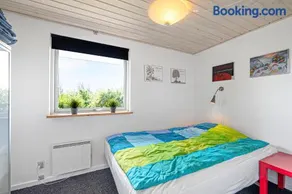 Nice Home In Ebeltoft With 3 Bedrooms And Internet - Image 3